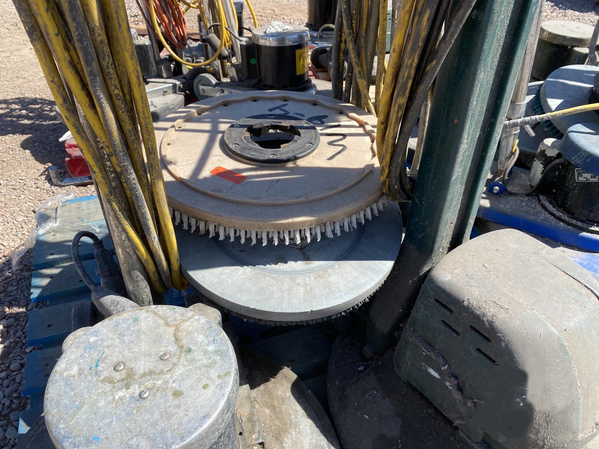 ./imagenes/INVOICE/2019/15983/6821A 6.jpg